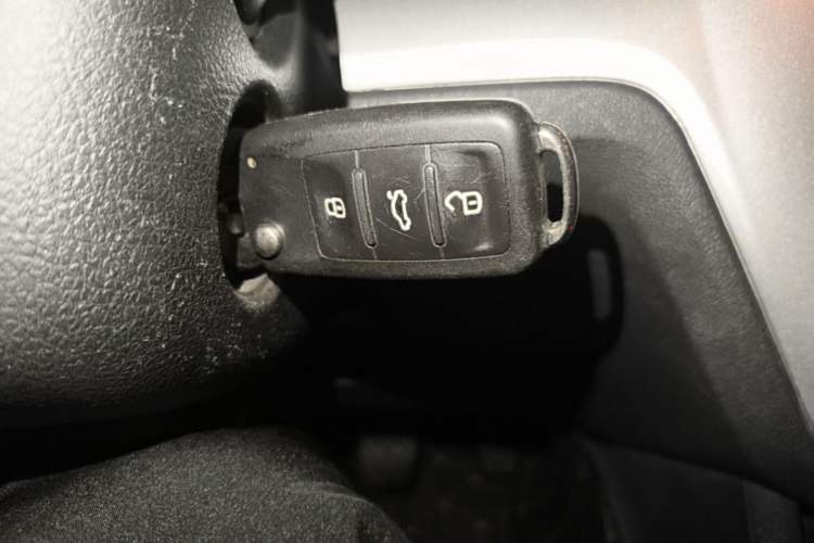 Used Volkswagen Lavida 2017 1.6L Manual Fashion Edition Vehicle Key