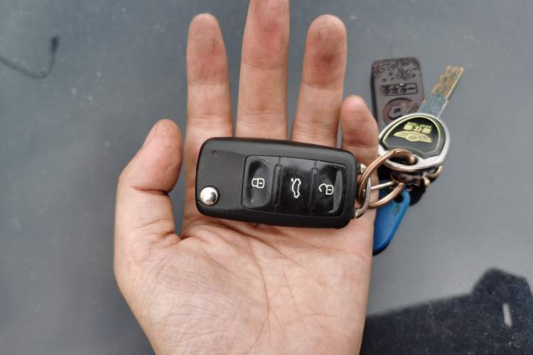 Used Volkswagen Lavida 2017 1.6L Automatic Comfort Edition Vehicle Key