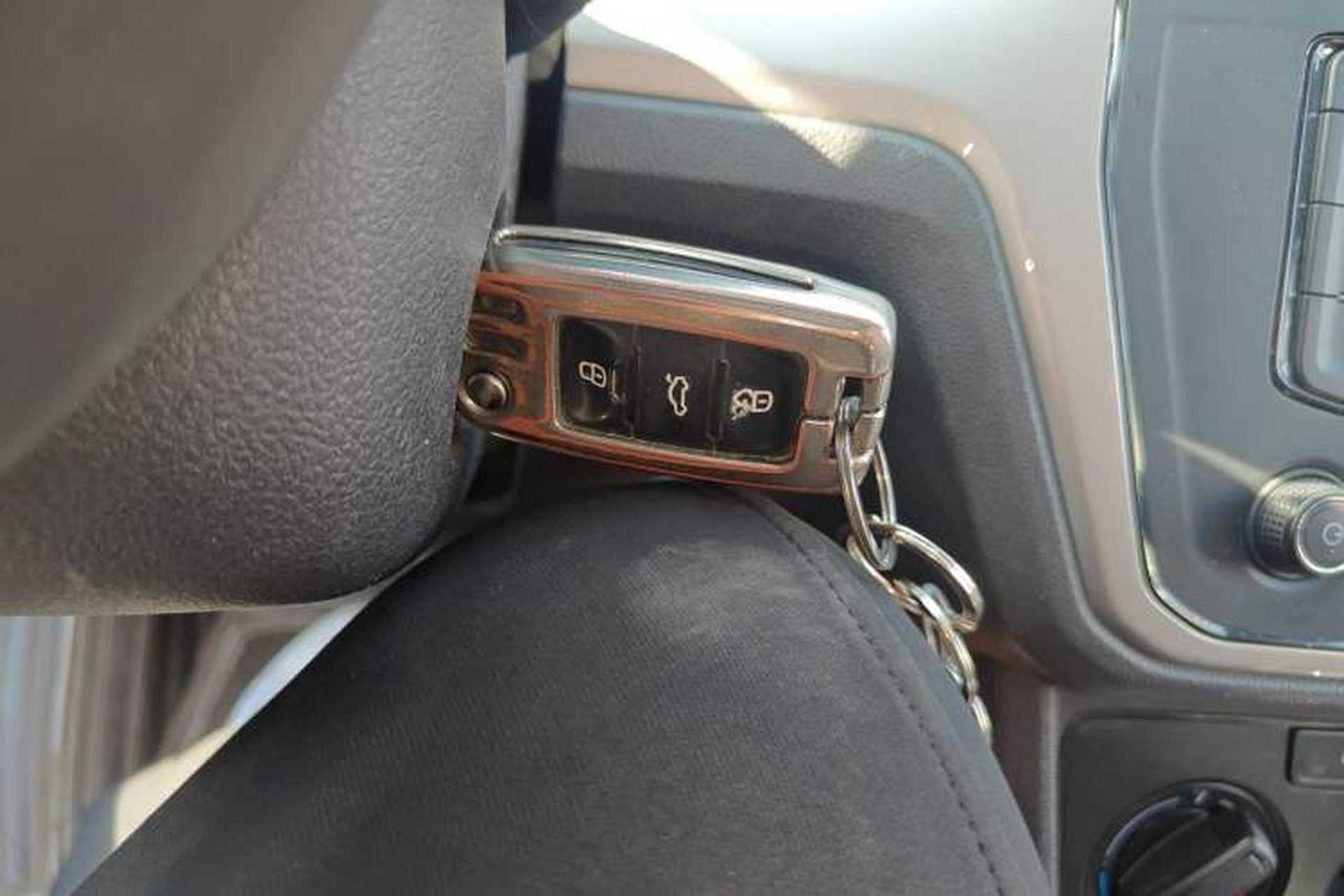 Used Volkswagen Lavida 2017 1.6L Automatic Fashion Edition Vehicle Key
