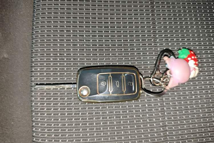 Used Volkswagen Lavida 2017 1.6L Automatic Fashion Edition Vehicle Key