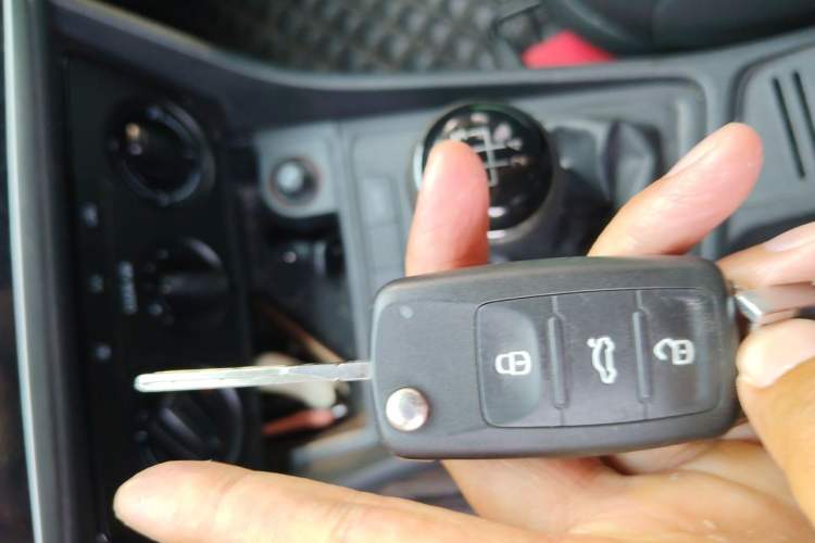 Used Volkswagen Lavida 2017 1.6L Manual Fashion Edition Vehicle Key