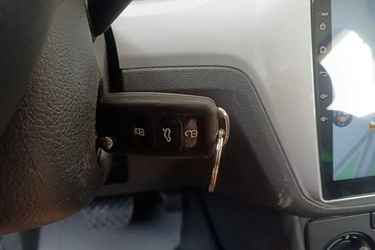 Used Volkswagen Lavida 2017 1.6L Automatic Fashion Edition Vehicle Key