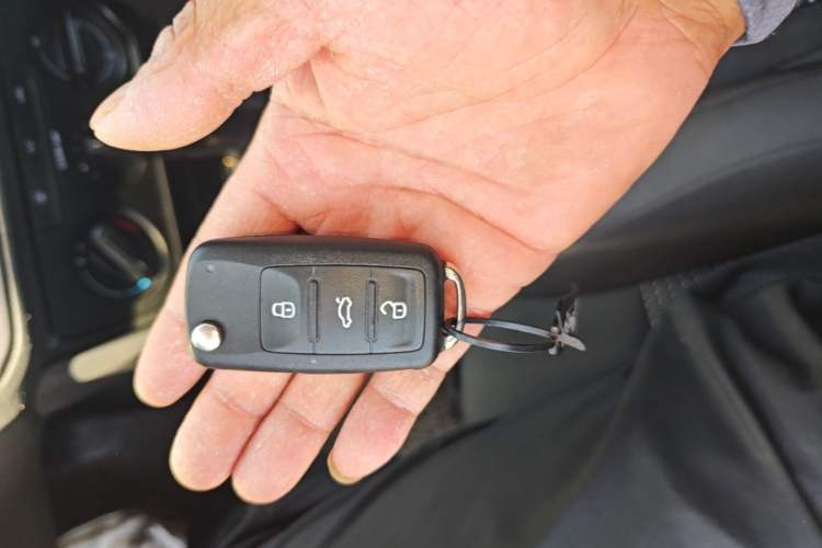 Used Volkswagen Lavida 2017 1.6L Automatic Fashion Edition Vehicle Key
