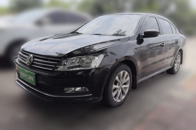 Ojetý Volkswagen Lavida 2017 1.6L Manual Comfort Edition