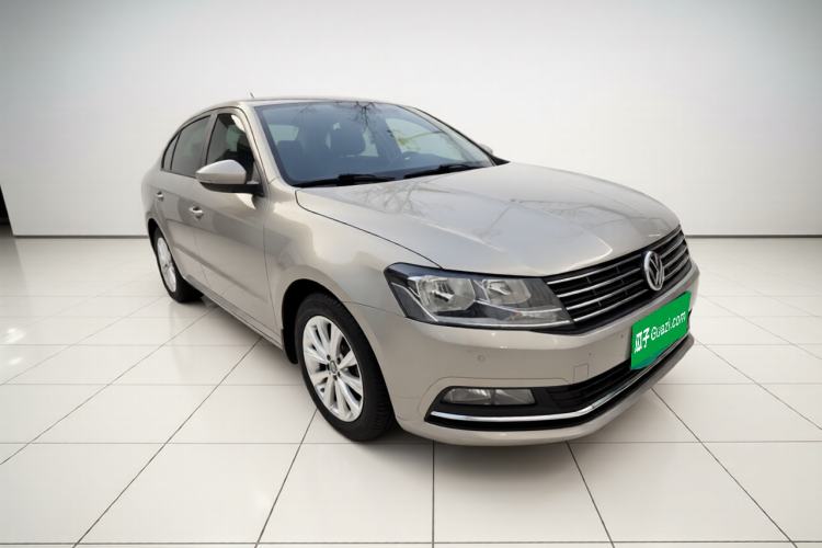 Used Volkswagen Lavida 2017 1.6L Automatic Comfort Edition Exterior 2