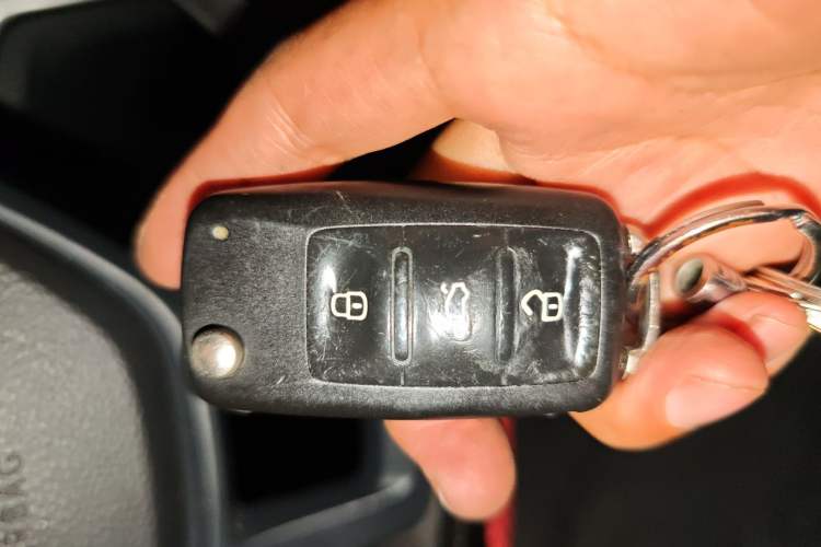 Used Volkswagen Lavida 2017 1.6L Automatic Fashion Edition Vehicle Key