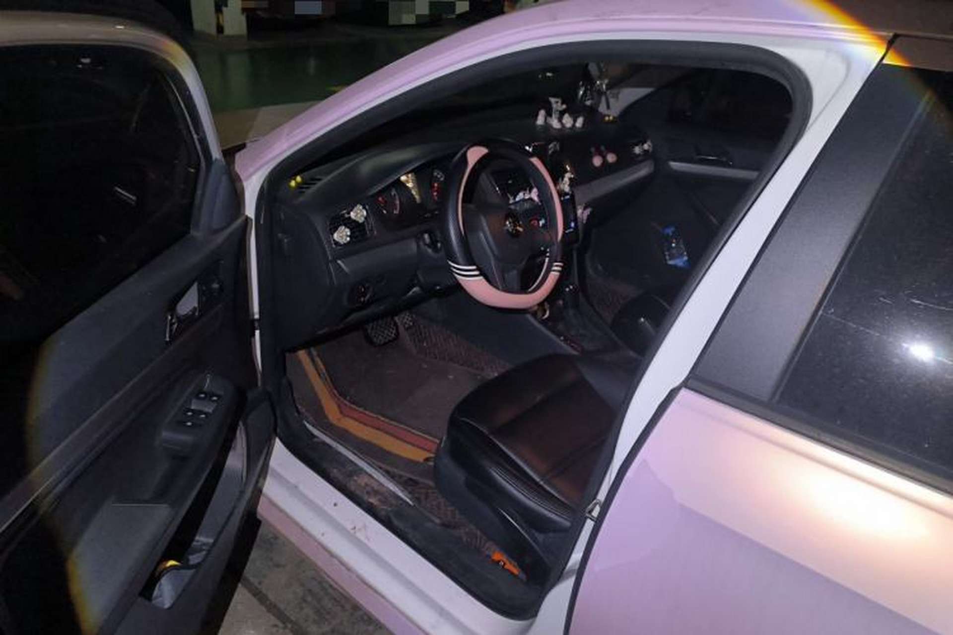 Used Volkswagen Lavida 2017 1.6L Automatic Fashion Edition Driver Seat