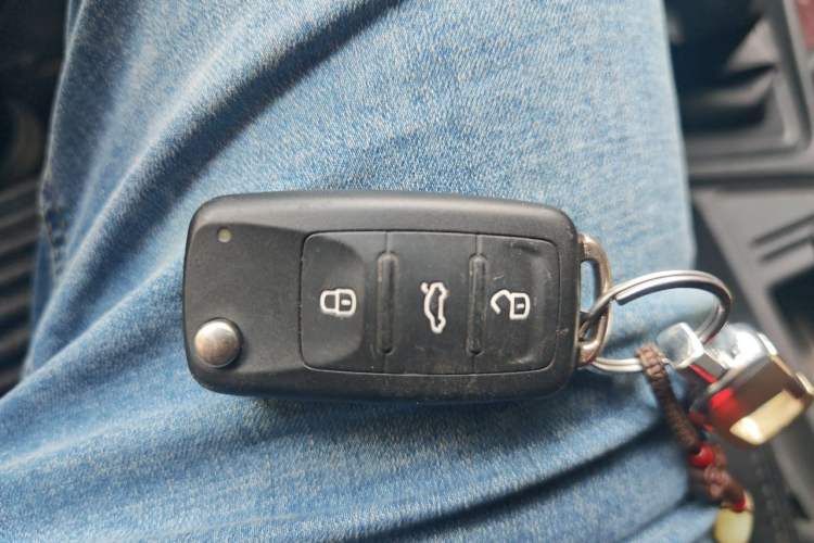 Used Volkswagen Lavida 2017 1.6L Manual Fashion Edition Vehicle Key