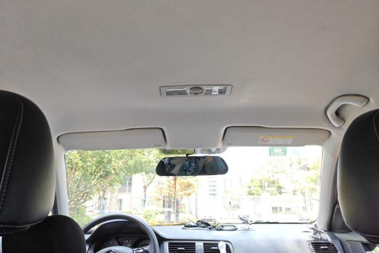 Used Volkswagen Lavida 2017 1.6L Automatic Fashion Edition Headliner