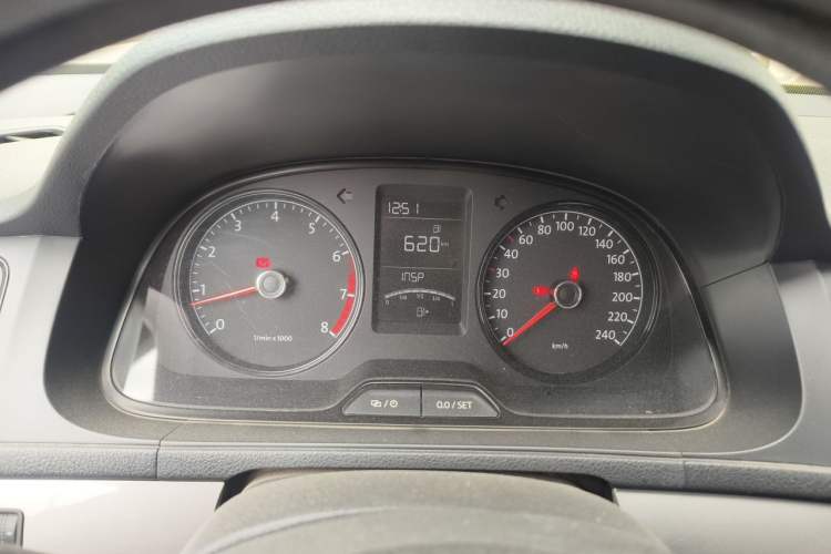 Used Volkswagen Lavida 2017 1.6L Manual Fashion Edition Instrument Cluster