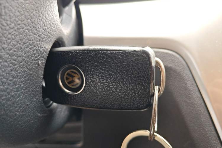 Used Volkswagen Lavida 2017 1.6L Automatic Fashion Edition Vehicle Key