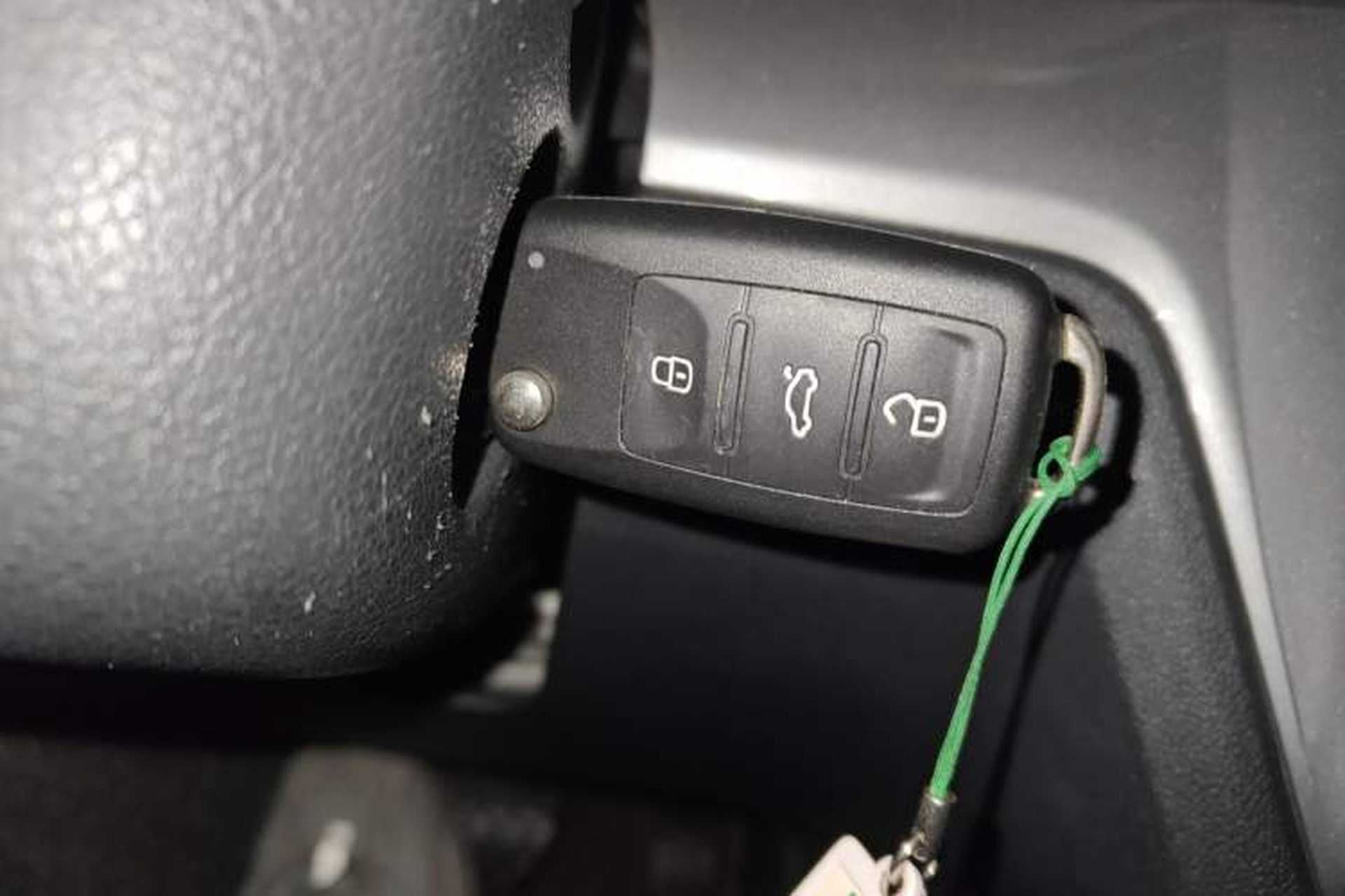Used Volkswagen Lavida 2017 1.6L Automatic Fashion Edition Vehicle Key