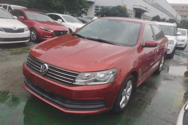Ojetý Volkswagen Lavida 2017 1.6L Manual Fashion Edition