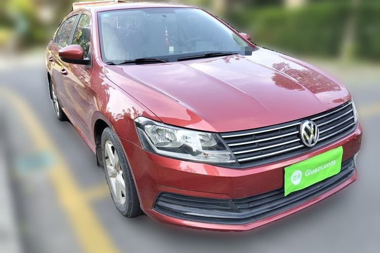 Used Volkswagen Lavida 2017 1.6L Automatic Fashion Edition Front Right 45 Deg