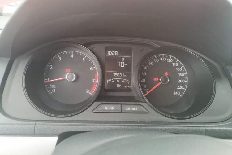 Used Volkswagen Lavida 2017 1.6L Manual Fashion Edition Instrument Cluster