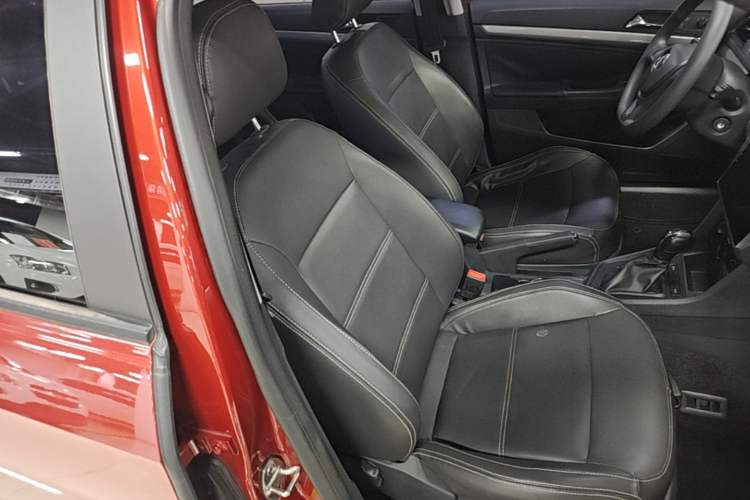 Used Volkswagen Lavida 2017 1.6L Automatic Fashion Edition Right Front Seat