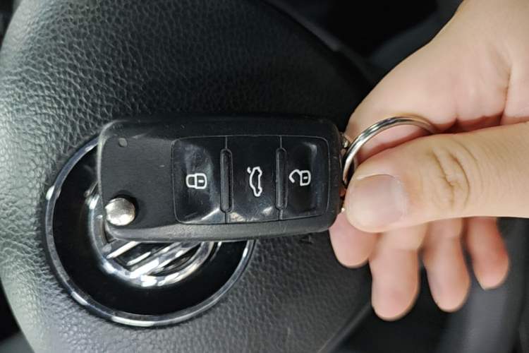 Used Volkswagen Lavida 2017 1.6L Automatic Fashion Edition Vehicle Key