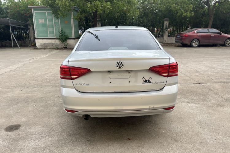 Used Volkswagen Lavida 2017 1.6L Automatic Comfort Edition Exterior 6