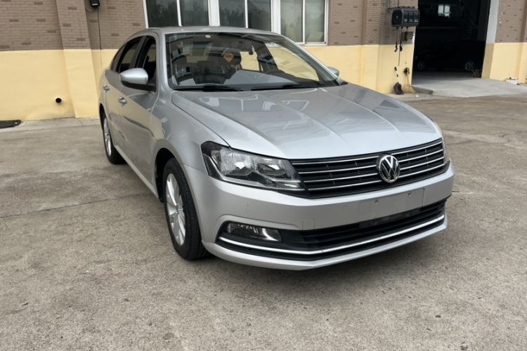 Used Volkswagen Lavida 2017 1.6L Automatic Comfort Edition Exterior 8