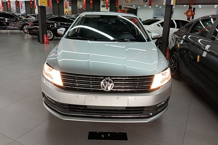 Used Volkswagen Lavida 2017 230TSI DSG Comfort Edition Front