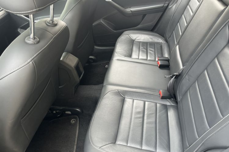 Used Volkswagen Lavida 2017 1.6L Automatic Comfort Edition Interior 12