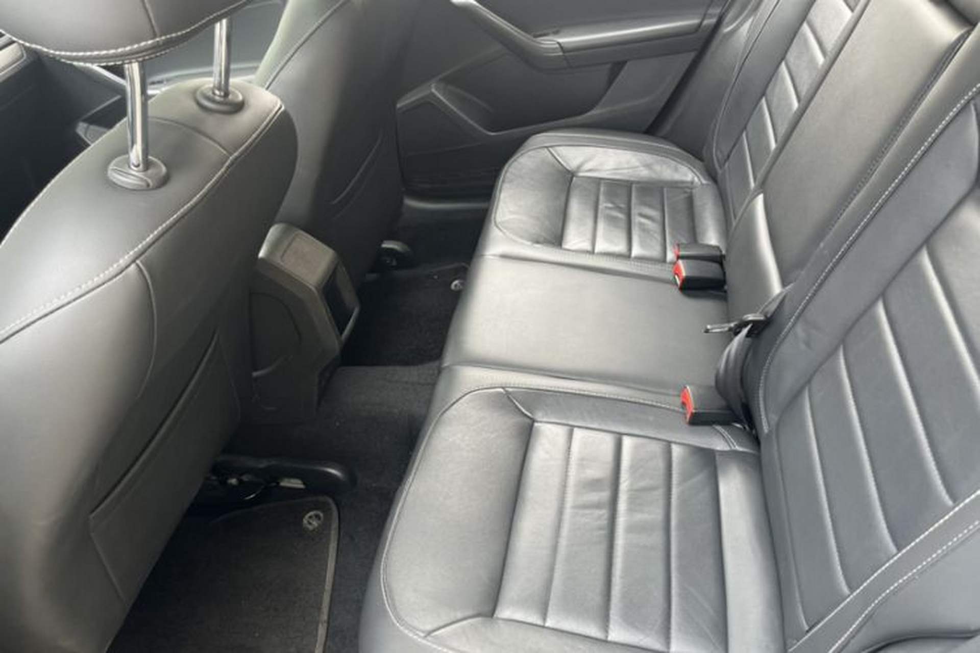 Used Volkswagen Lavida 2017 1.6L Automatic Comfort Edition Interior 12