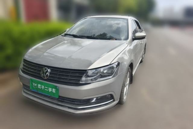 Ojetý Volkswagen Lavida 2017 1.6L Manual Fashion Edition