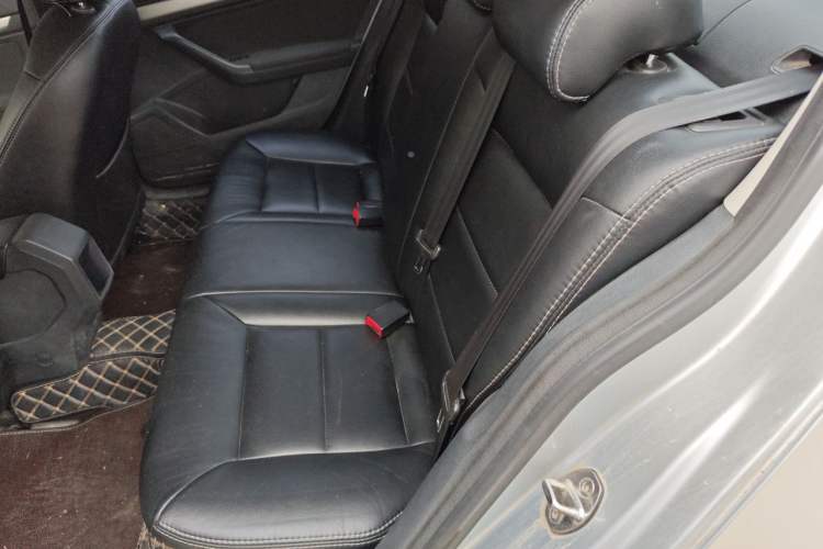 Used Volkswagen Lavida 2017 1.6L Manual Fashion Edition Left Rear Seat
