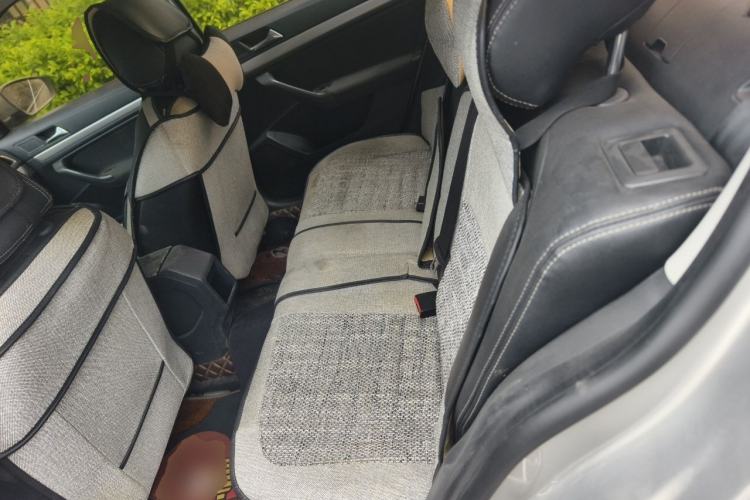 Used Volkswagen Lavida 2017 1.6L Manual Fashion Edition Left Rear Seat