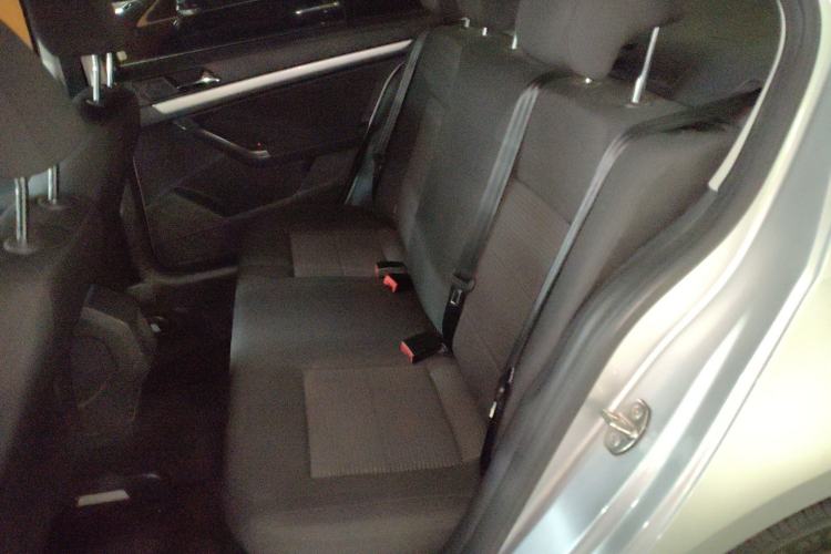 Used Volkswagen Lavida 2017 1.6L Automatic Fashion Edition Left Rear Seat