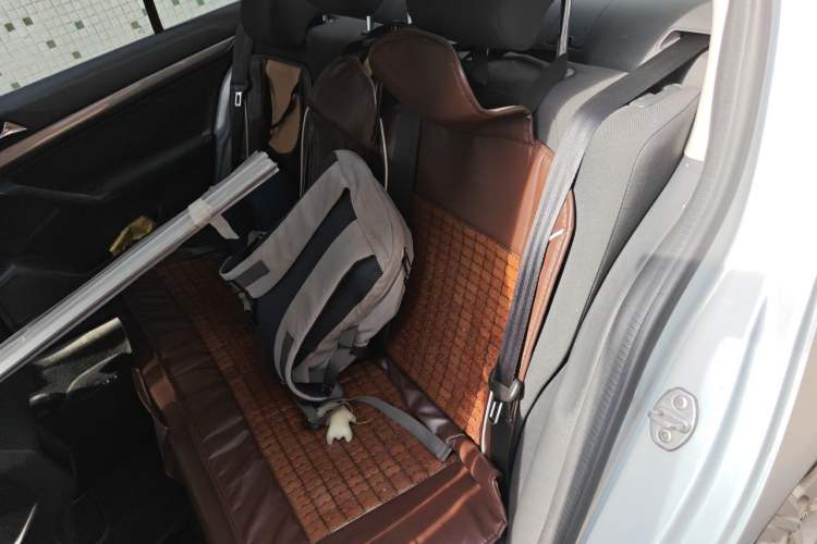 Used Volkswagen Lavida 2017 1.6L Manual Fashion Edition Left Rear Seat