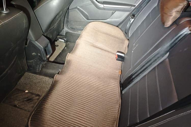 Used Volkswagen Lavida 2017 230TSI DSG Comfort Edition Left Rear Seat