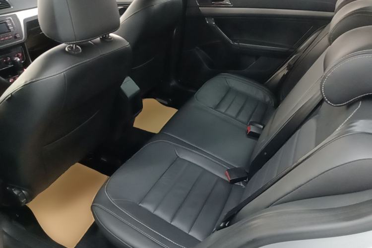 Used Volkswagen Lavida 2017 230TSI DSG Comfort Edition Left Rear Seat