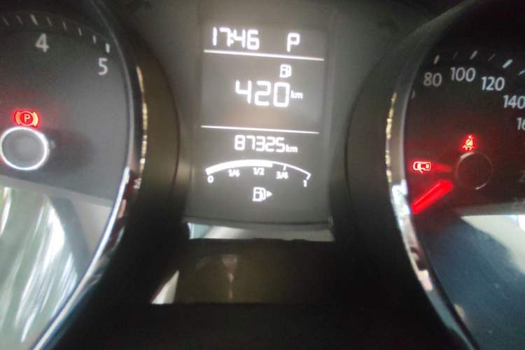 Used Volkswagen Lavida 2017 1.6L Automatic Comfort Edition Odometer Close Up
