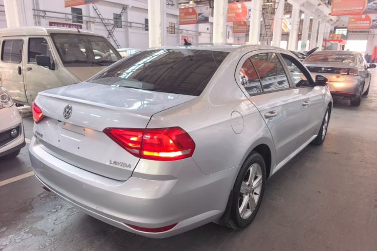Used Volkswagen Lavida 2017 1.6L Automatic Fashion Edition Rear Right 45 Deg