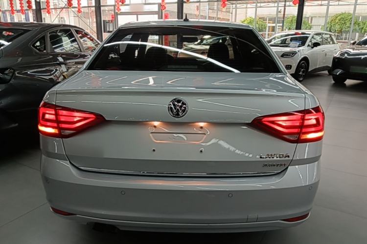 Used Volkswagen Lavida 2017 230TSI DSG Comfort Edition Rear