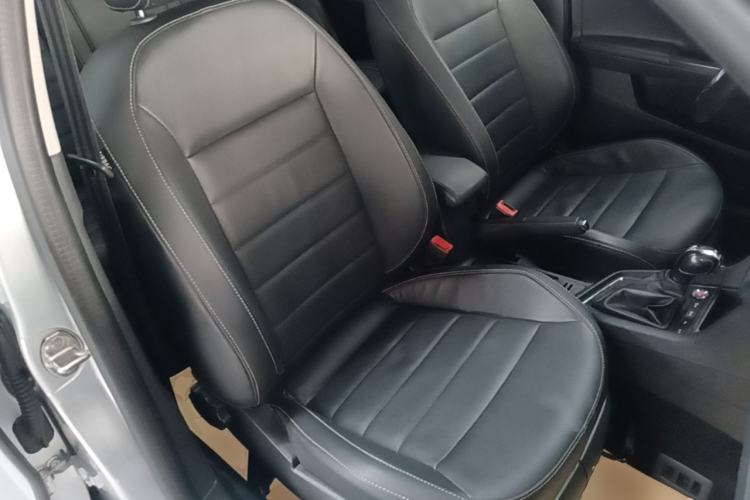 Used Volkswagen Lavida 2017 230TSI DSG Comfort Edition Right Front Seat
