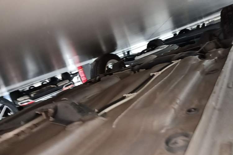 Used Volkswagen Lavida 2017 230TSI DSG Comfort Edition Right Side Sill