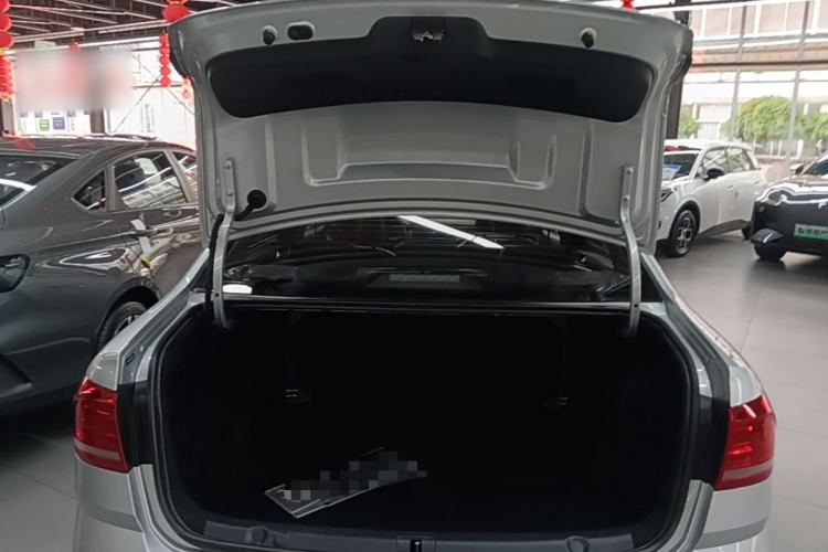 Used Volkswagen Lavida 2017 230TSI DSG Comfort Edition Trunk