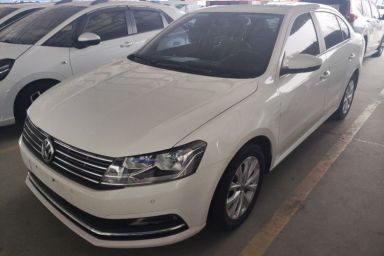 Used Volkswagen Lavida 2017 1.6L Manual Comfort Edition