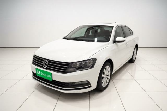 Ojetý Volkswagen Lavida 2017 1.6L Manual Comfort Edition