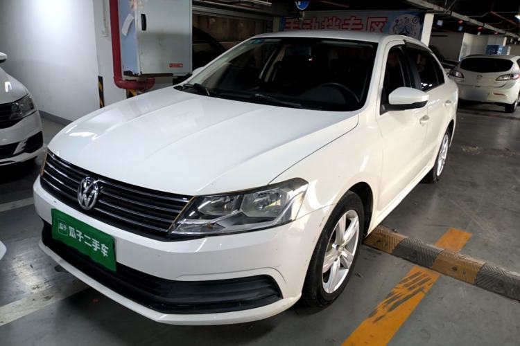 Used Volkswagen Lavida 2017 1.6L Manual Fashion Edition Guazi used car, China used car export, Used car for sale, Used Volkswagen cars, Cheapest cars for sale