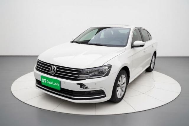 Ojetý Volkswagen Lavida 2017 1.6L Manual Comfort Edition