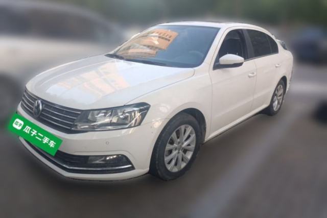 Used Volkswagen Lavida 2017 1.6L Manual Comfort Edition