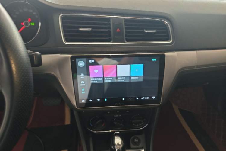 Used Volkswagen Lavida 2017 1.6L Automatic Comfort Edition Audio And AC Panel