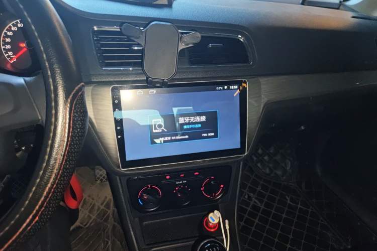 Used Volkswagen Lavida 2017 1.6L Manual Fashion Edition Audio And AC Panel