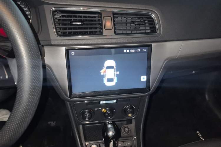 Used Volkswagen Lavida 2017 230TSI DSG Comfort Edition Audio And AC Panel