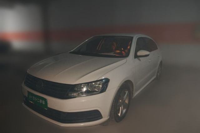 Used Volkswagen Lavida 2017 1.6L Manual Fashion Edition