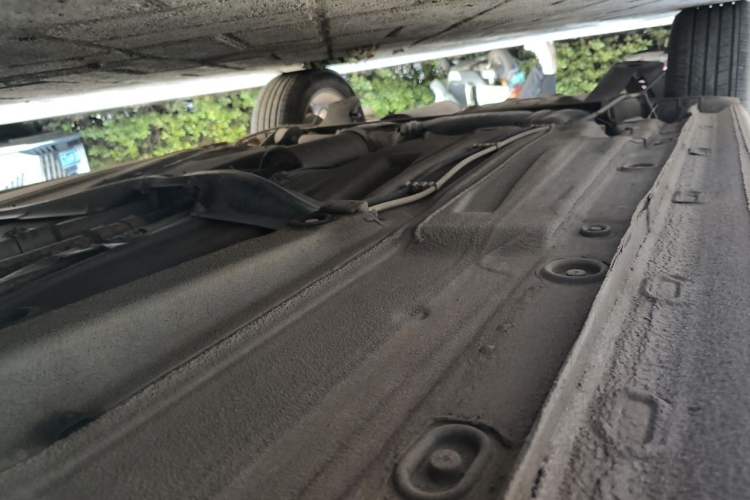 Used Volkswagen Lavida 2017 1.6L Automatic Fashion Edition Chassis Front Right