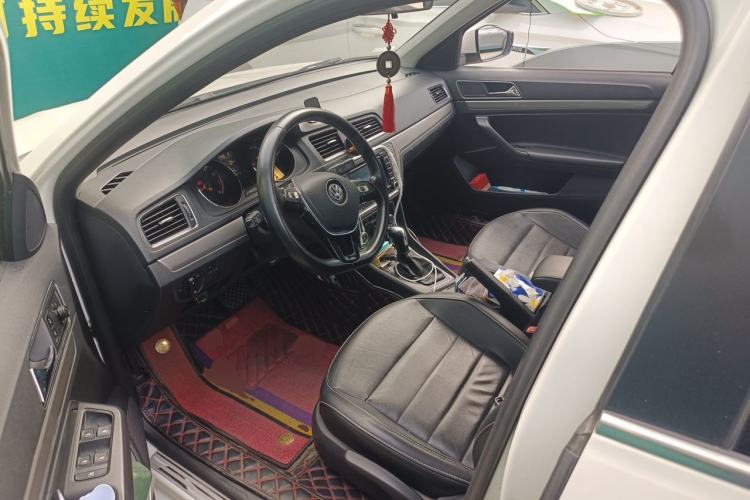 Used Volkswagen Lavida 2017 1.6L Automatic Comfort Edition Driver Seat